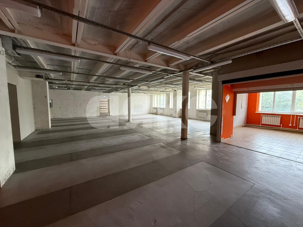 Фото №3: Коммерция 350 м² - Ростов-на-Дону, Кировский, пр-кт Соколова, 80