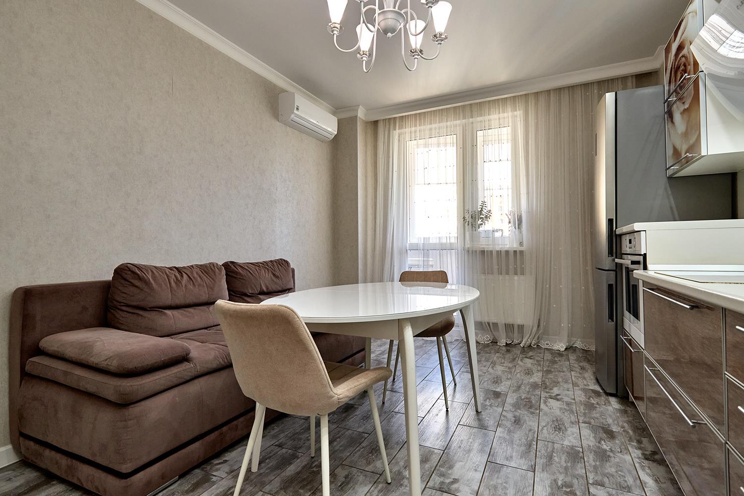 Фото №2: 1-комнатная квартира 64 м² - Краснодар, жилой комплекс Европейский, Кожзавод, мкр. Западный внутригородской округ, ул. Кожевенная, 24