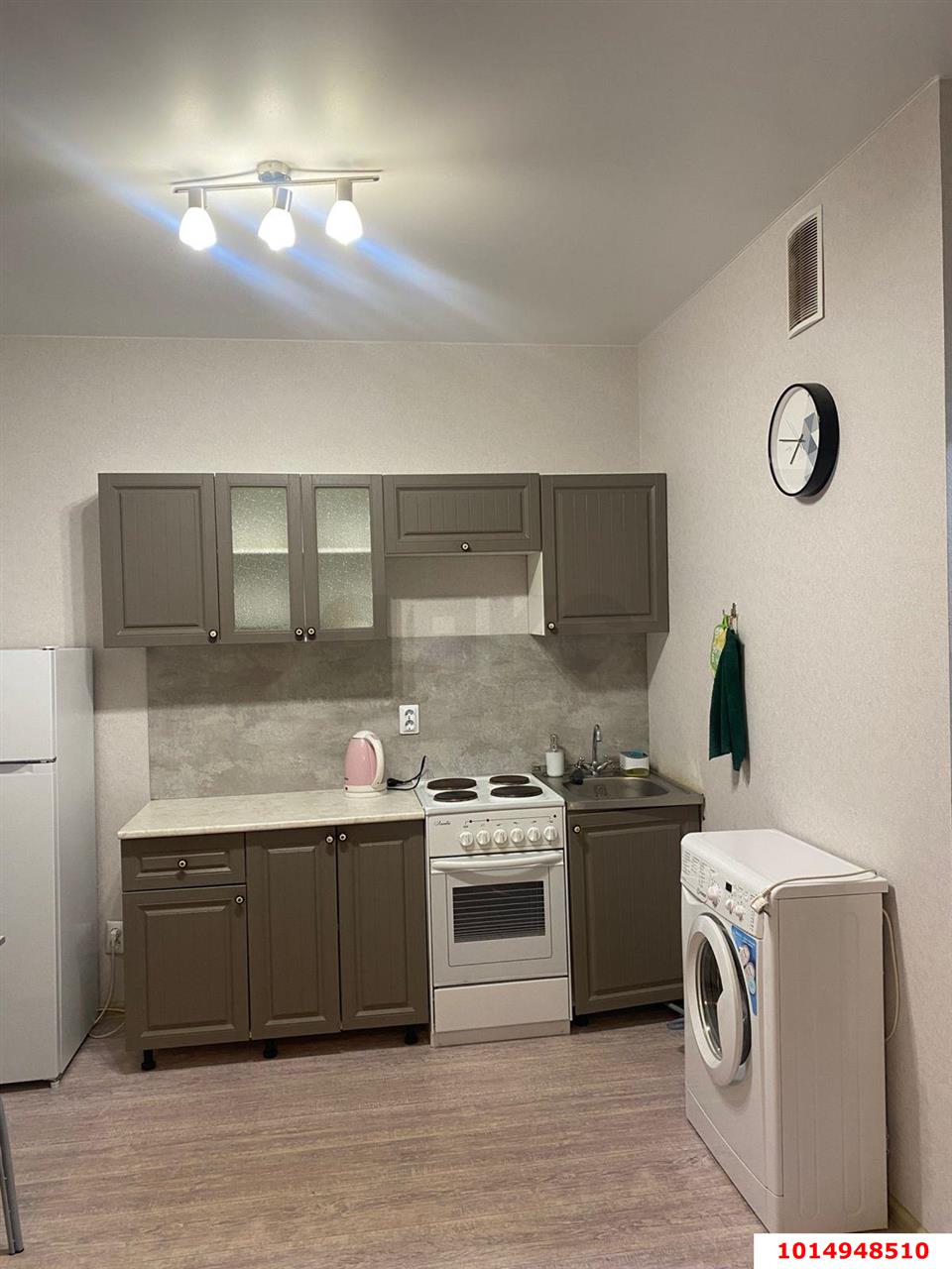 Фото №1: 1-комнатная квартира 25 м² - Берёзовый, жилой комплекс Молодёжный-2, ул. имени Профессора Малигонова, 38