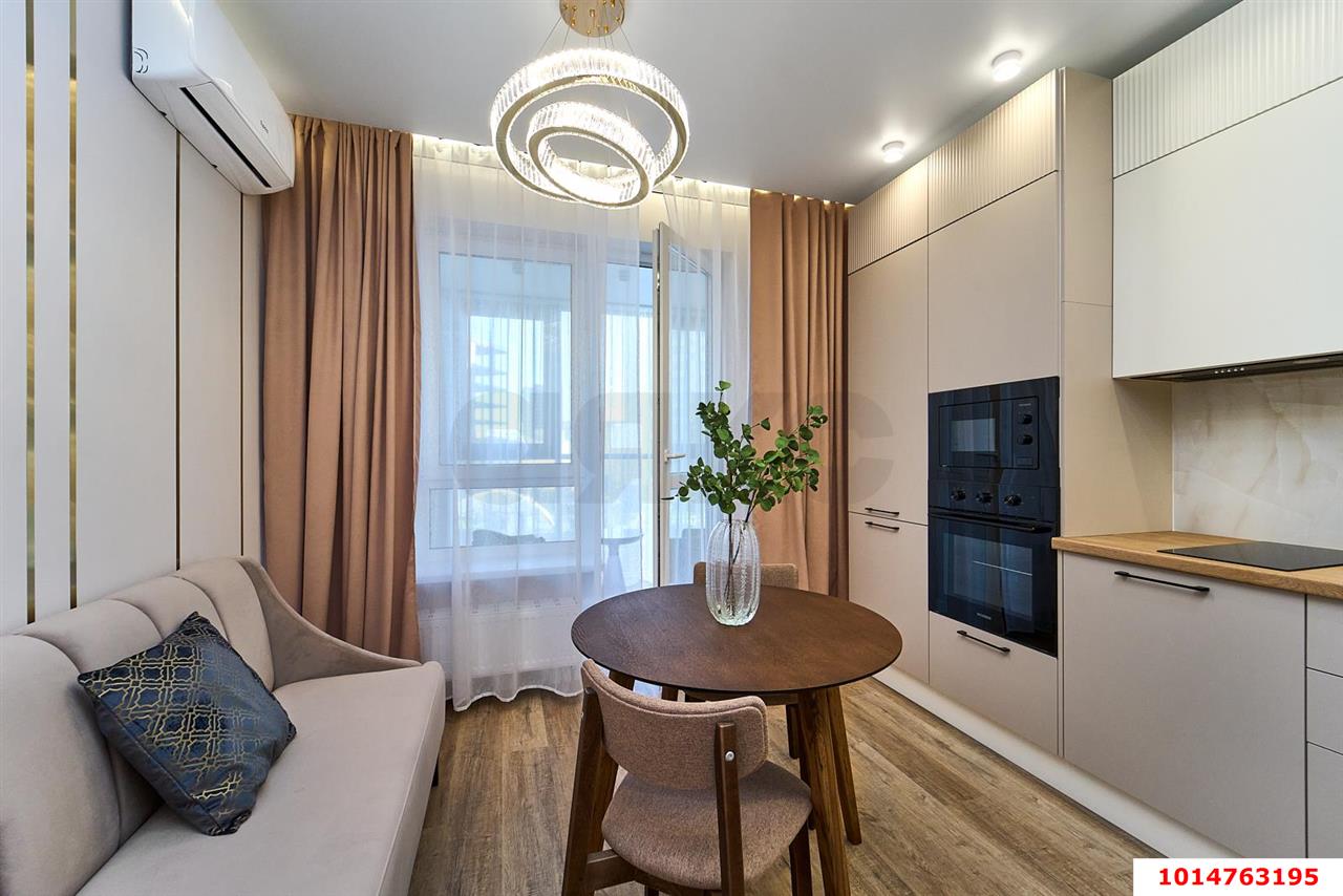 Фото №1: 1-комнатная квартира 50 м² - Краснодар, ЖК Аврора, ул. имени Дзержинского, 95