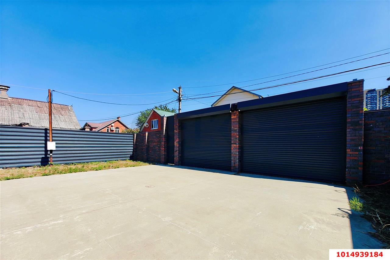 Фото №3: Дом 325 м² + 6 сот. - Краснодар, Карасунский внутригородской округ, мкр. Хлопчато-бумажный Комбинат, ул. Волжская, 90