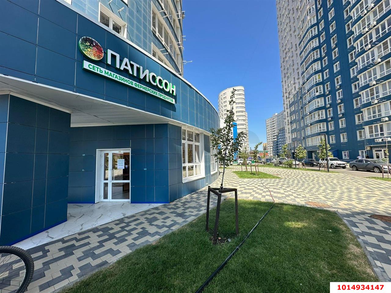 Фото №4: Торговое помещение 89 м² - Краснодар, жилой комплекс Фонтаны, ул. Воронежская, 47Б