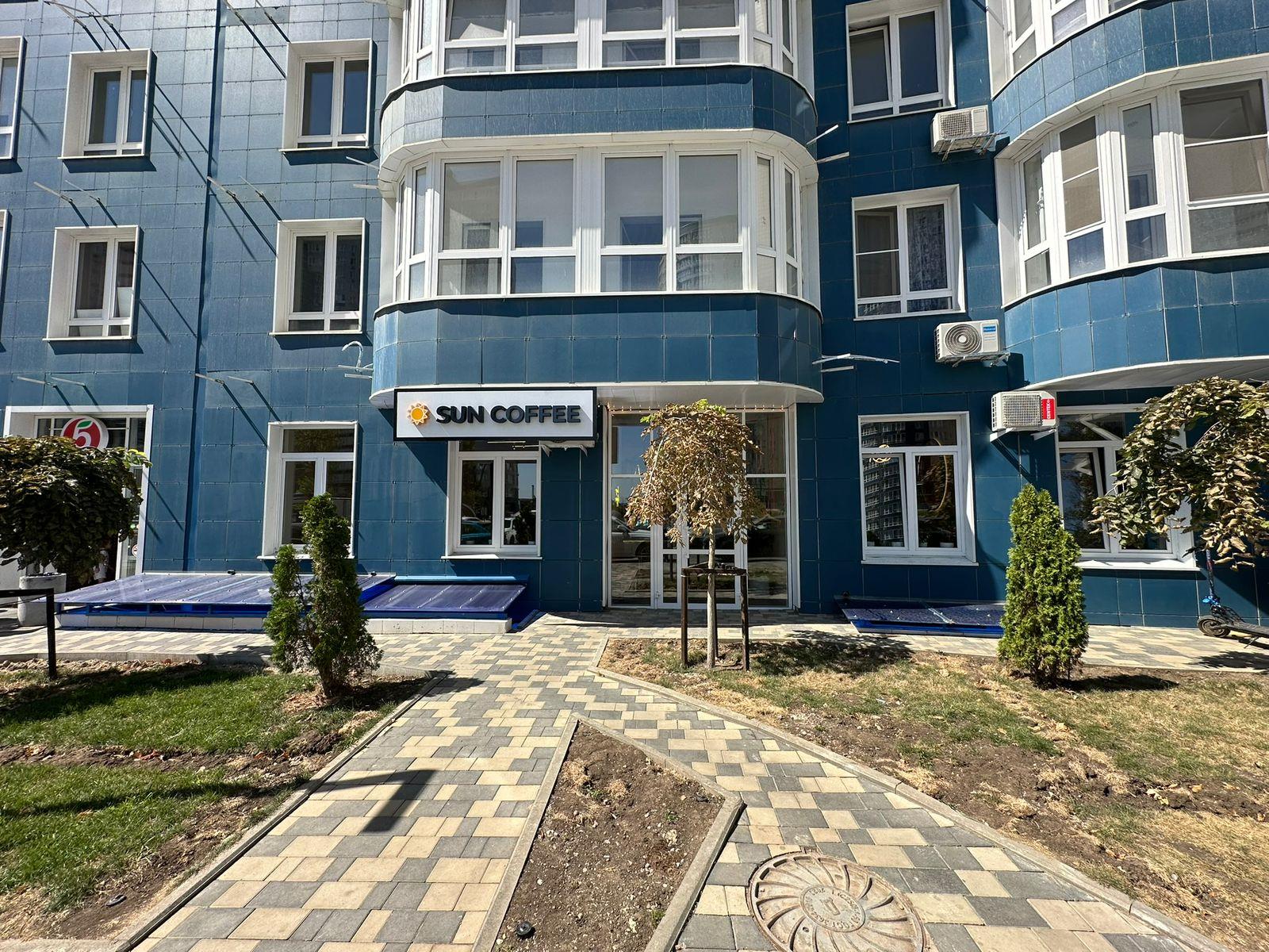 Фото №1: Коммерция 81 м² - Краснодар, Центральный внутригородской округ, жилой комплекс Фонтаны, мкр. Черёмушки, ул. Воронежская, 47/10