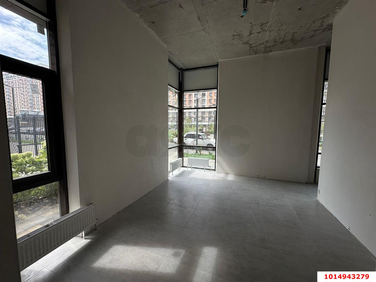 Фото №6: Торговое помещение 697 м² - Краснодар, жилой комплекс Самолёт-6, ул. Ивана Беличенко, 92к1