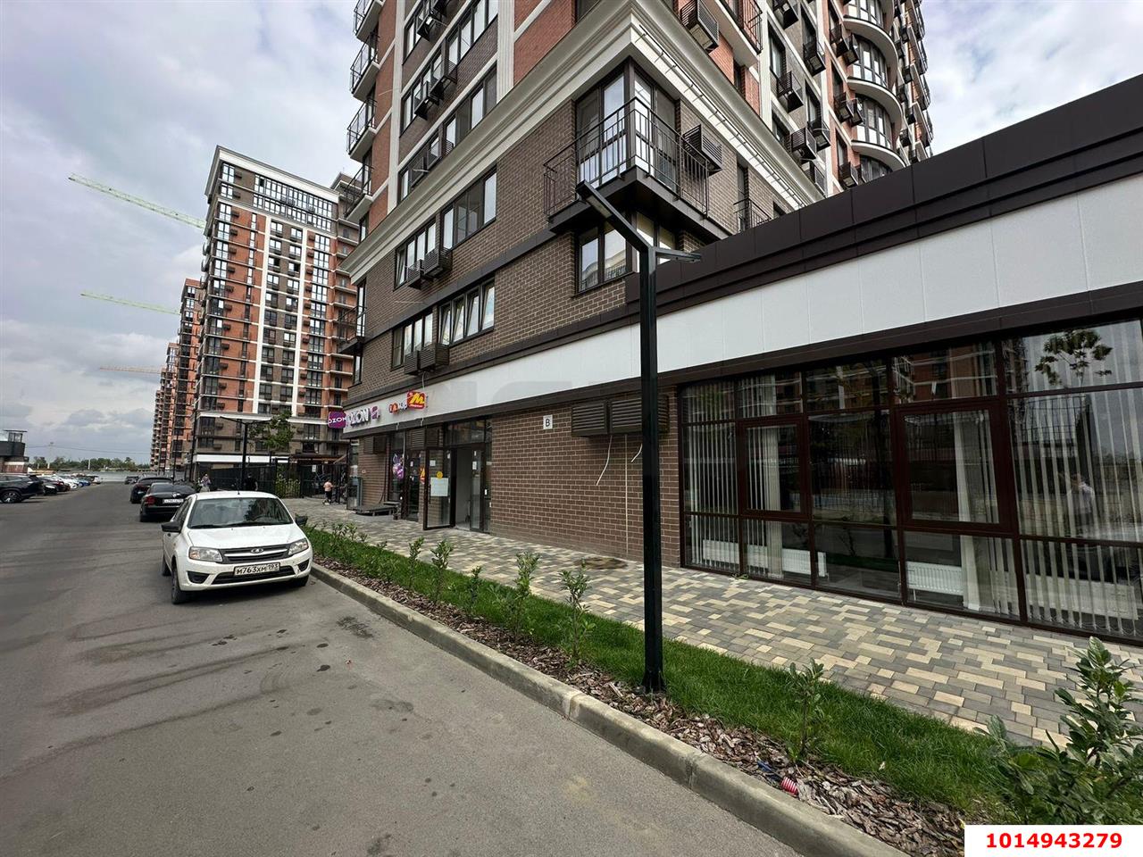 Фото №1: Коммерция 696 м² - Краснодар, Прикубанский внутригородской округ, мкр. жилой комплекс Самолёт-6, ул. Ивана Беличенко, 92к1