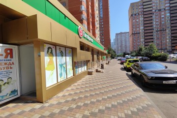 Фото №2: Торговое помещение 530 м² - Краснодар, мкр. 6-й квартал, ул. имени Героя Николая Шевелёва, 7