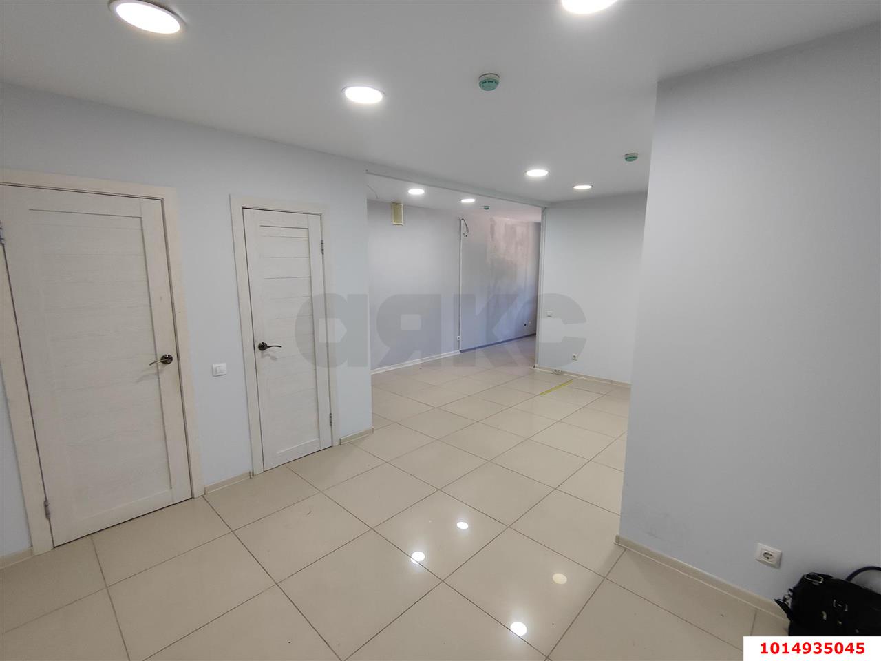 Фото №4: Торговое помещение 45 м² - Берёзовый, жилой комплекс Прогресс, ул. имени А.Н. Лодыгина, 5