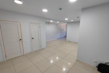 Фото №4: Коммерция 45 м² - Берёзовый, мкр. жилой комплекс Прогресс, ул. имени А.Н. Лодыгина, 5