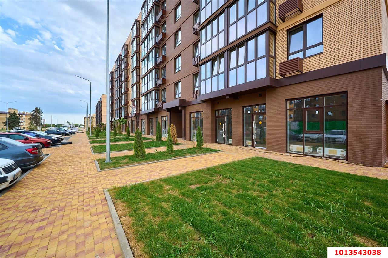 Фото №1: Торговое помещение 49 м² - Южный, жилой комплекс История-2, ул. Казачья, 6к2