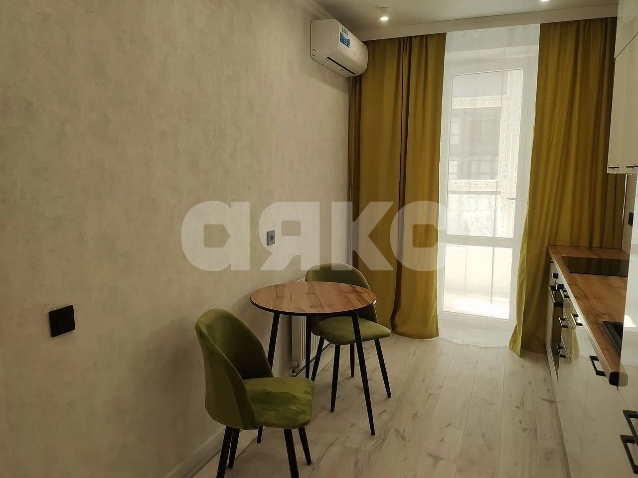 Фото №2: 1-комнатная квартира 40 м² - Ростов-на-Дону, жилой комплекс Сердце Ростова 2, ул. Ларина, 45с7