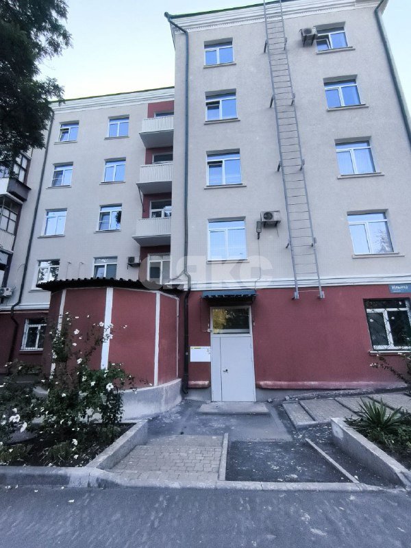 Фото №1: 3-комнатная квартира 63 м² - Мариуполь, Ильичёвский, пр-кт Ильича, 137