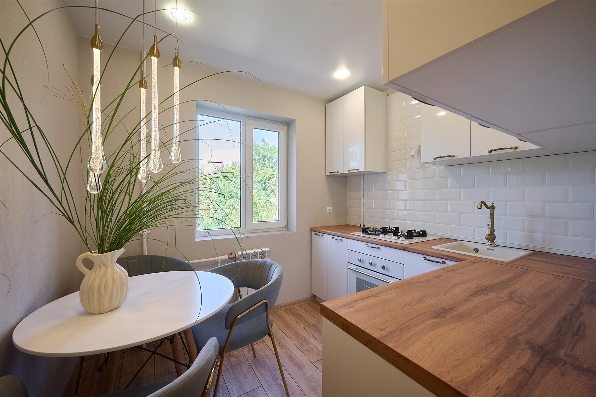 Фото №1: 2-комнатная квартира 45 м² - Краснодар, Центральный внутригородской округ, мкр. Черёмушки, ул. Бургасская, 63