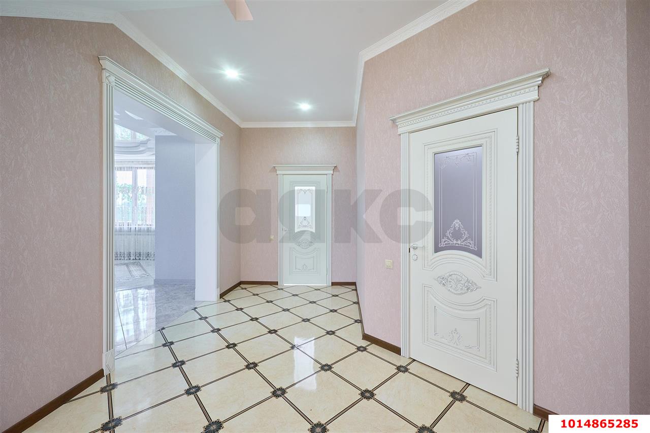 Фото №9: Дом 381 м² + 18.14 сот. - Старокорсунская, Карасунский внутригородской округ, ул. Степная, 24