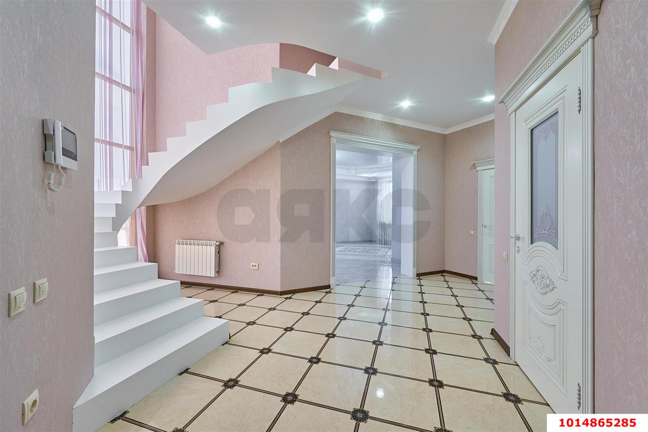 Фото №7: Дом 381 м² + 18.14 сот. - Старокорсунская, Карасунский внутригородской округ, ул. Степная, 24