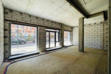 Фото №5: Торговое помещение 82 м² - Знаменский, мкр. Родные Просторы, ул. Природная, 10Бк19