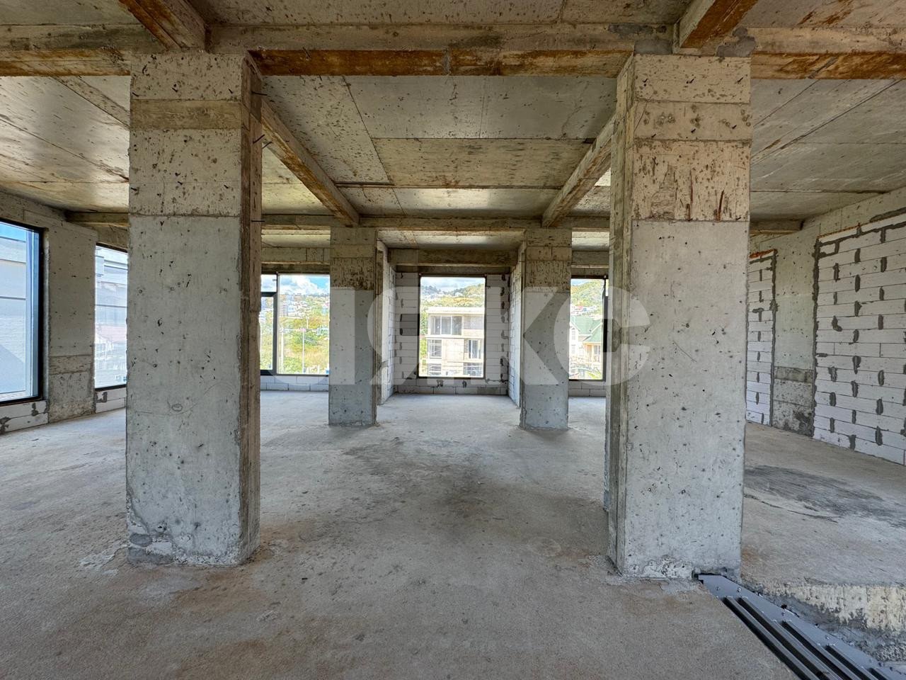 Фото №25: Дом 427 м² + 13.5 сот. - Сириус, Весёлое, ул. Листопадная, 19