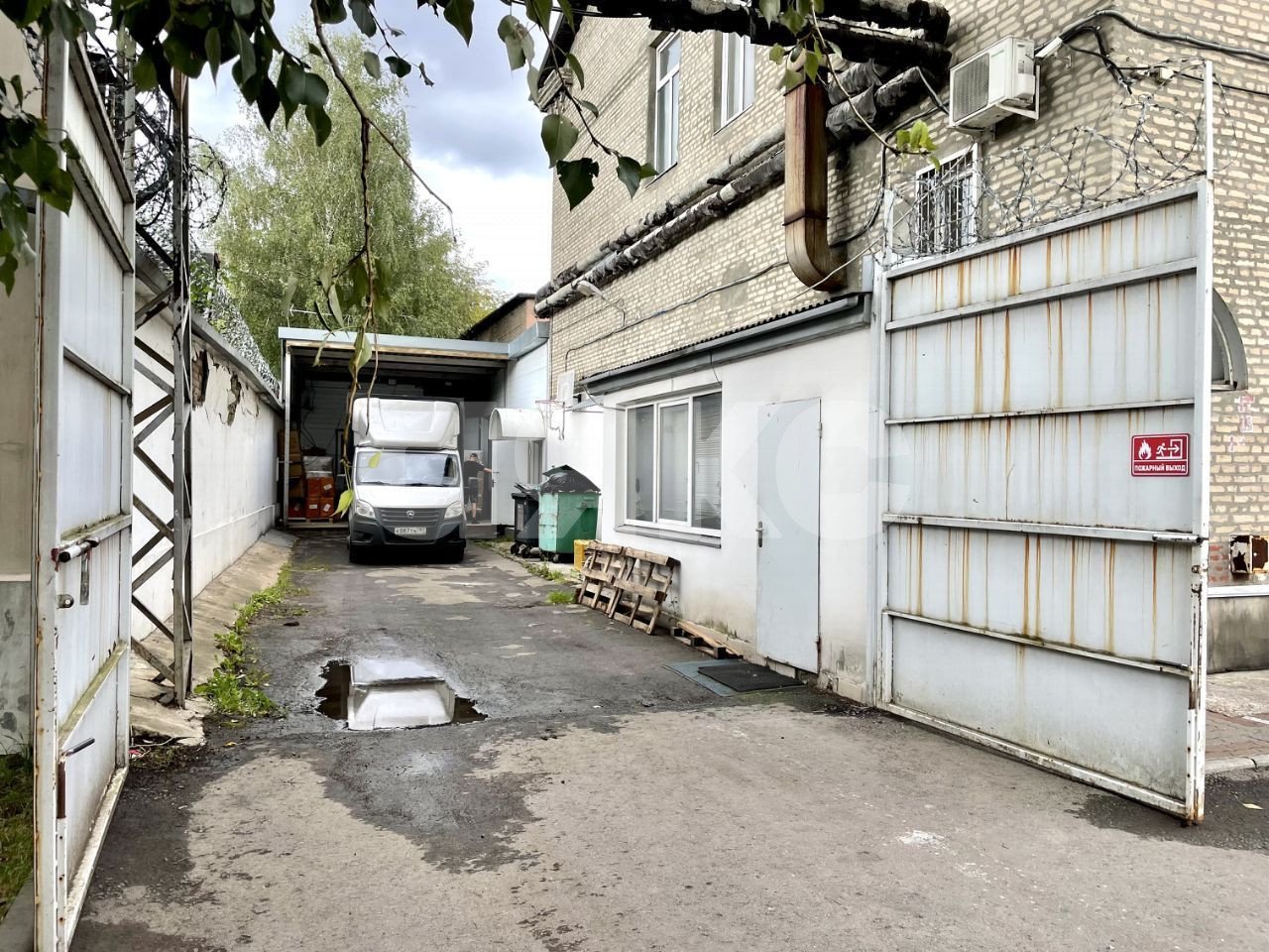 Фото №2: Коммерция 487 м² - Москва, Перово, 