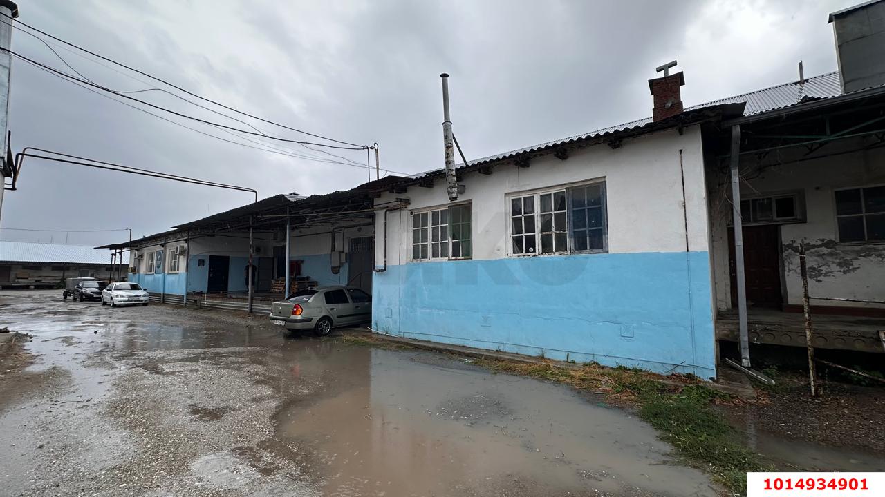 Фото №3: Коммерция 1500 м² - Каневская, п. Нефтяники, ул. Терешковой, 7