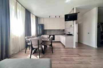 Фото №1: 3-комнатная квартира 85 м² - Краснодар, мкр. имени Петра Метальникова, ул. Тополиная, 40/1