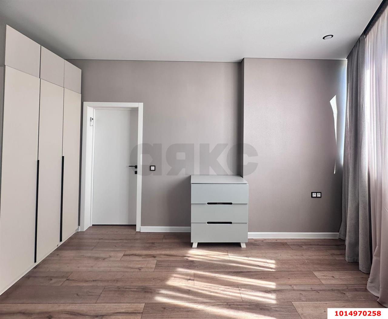 Фото №7: 3-комнатная квартира <span class="whitespace-nowrap">85 м²</span>, <span class="whitespace-nowrap">1/20 эт.</span> - Краснодар, Прикубанский внутригородской округ, ЖК Тополиная Топольковая, мкр. имени Петра Метальникова, ул. Тополиная, 40/1