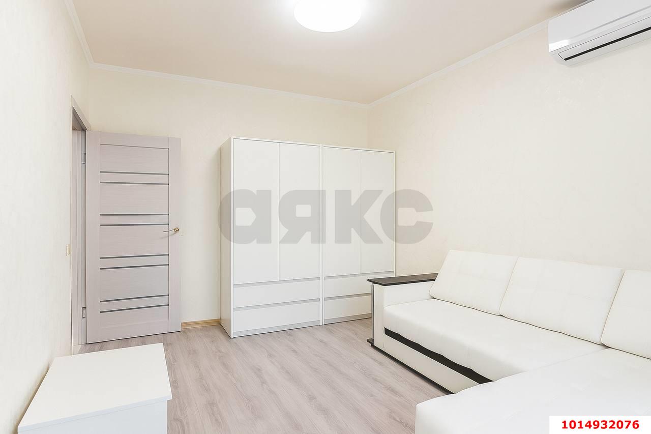 Фото №2: 1-комнатная квартира 26 м² - Краснодар, жилой комплекс Дыхание, ул. Лётчика Позднякова, 2к2