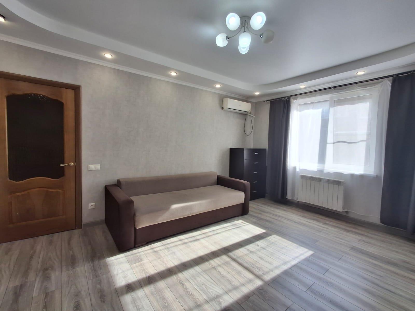 Фото №1: 2-комнатная квартира 60 м² - Краснодар, Прикубанский внутригородской округ, мкр. Музыкальный, ул. Московская, 126