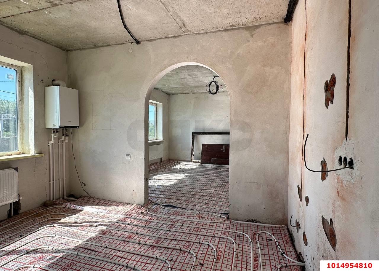 Фото №2: Дом 209 м² + 8 сот. - Энем, ул. Гаражная, 34