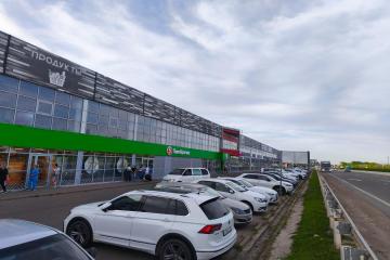 Фото №2: Коммерция 789 м² - Тимашевск, мкр. квартал Владиленко, ул. Красная, 170