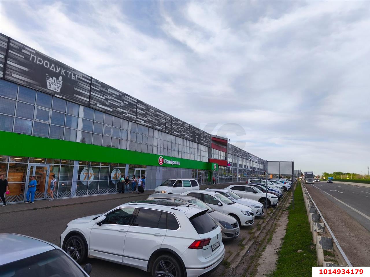 Фото №1: Коммерция 789 м² - Тимашевск, мкр. Садовод, ул. Красная, 204