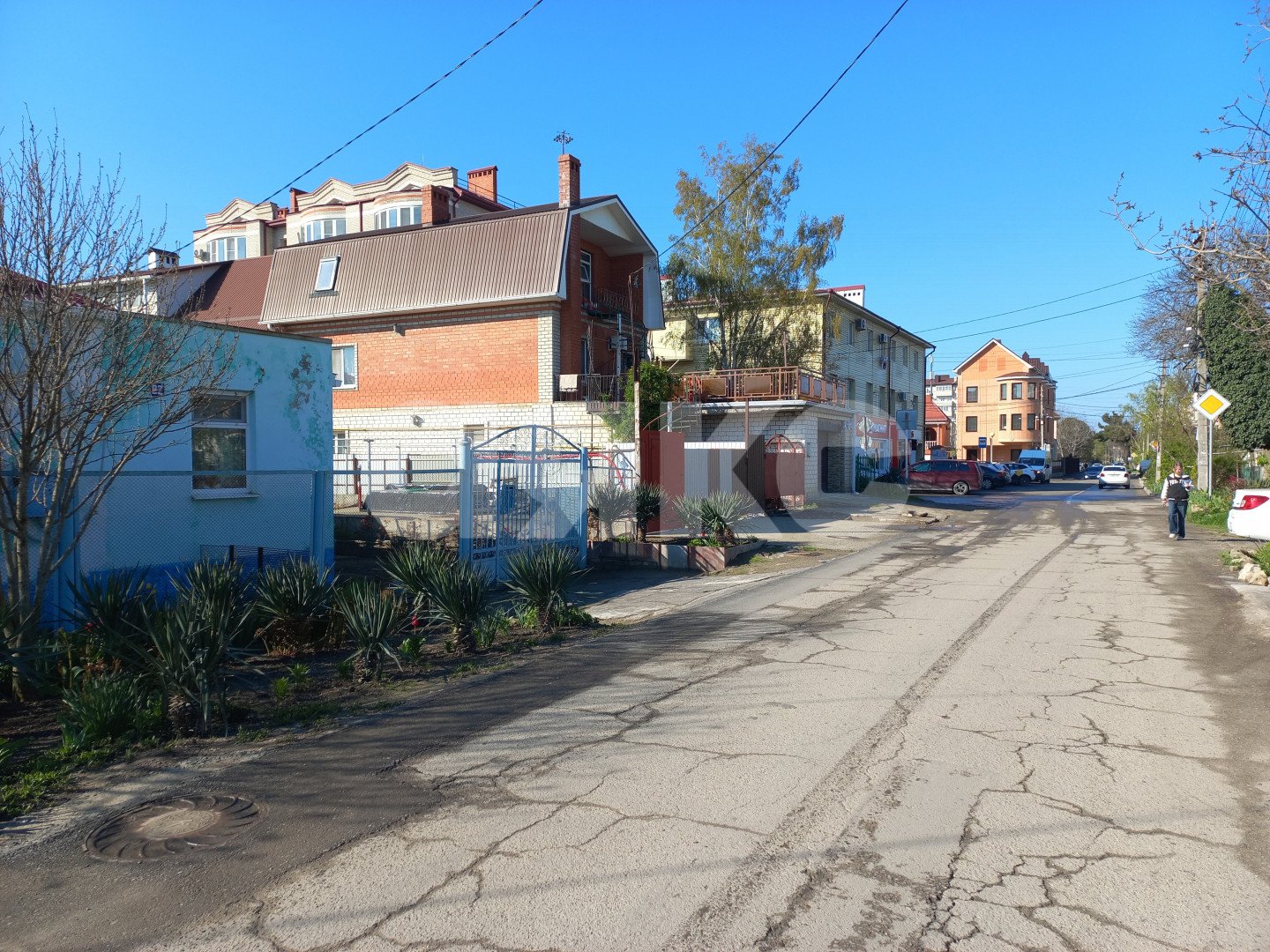 Фото №2: Дом 391 м² + 5 сот. - Анапа, мкр. Алексеевка, ул. Ленинградская, 145