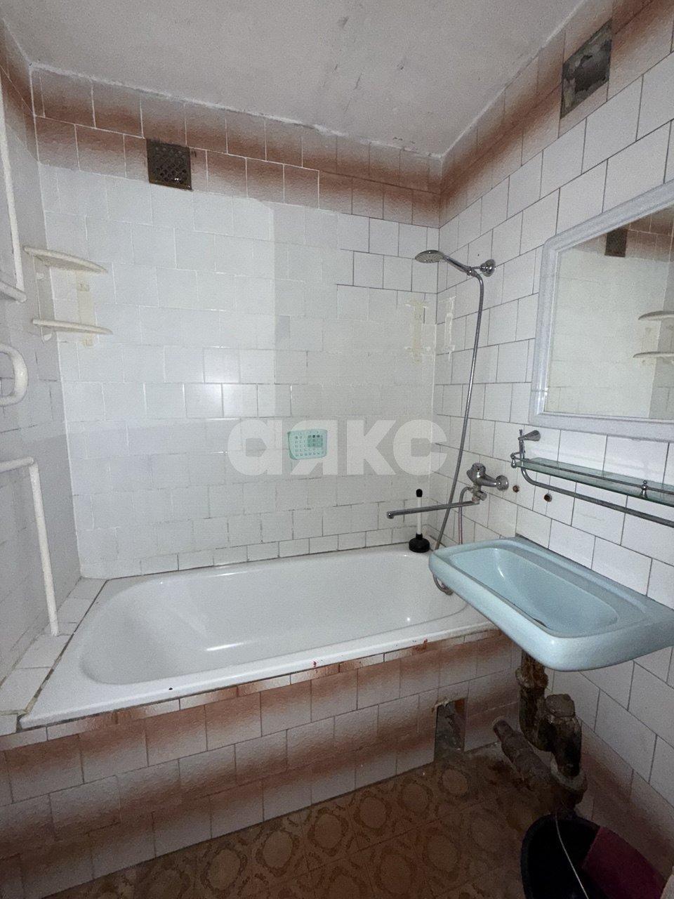 Фото №15: 3-комнатная квартира 59 м² - Кореновск, 2-й квартал, ул. Фрунзе, 85