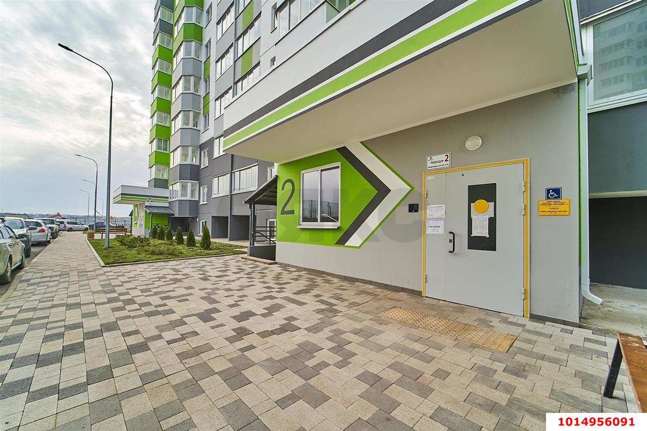 Фото №2: 2-комнатная квартира 61 м² - Краснодар, жилой комплекс Квартал № 6, ул. имени Героя Советского Союза Якова Кобзаря, 2