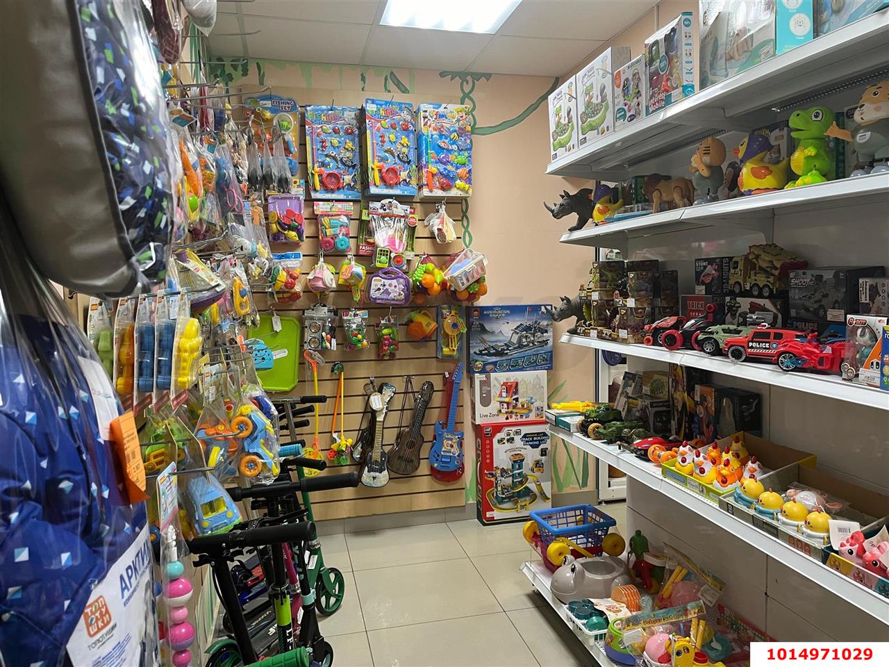 Фото №4: Торговое помещение 90 м² - Краснодар, ЖК Андерсен, ул. Героев-Разведчиков, 48