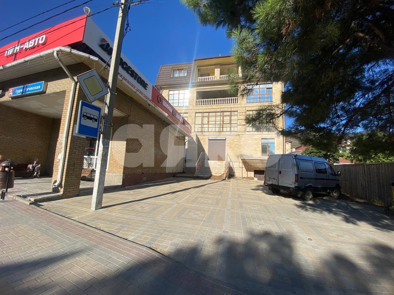 Фото №1: Коммерция 220 м² - Геленджик, пр-кт Геленджикский, 310