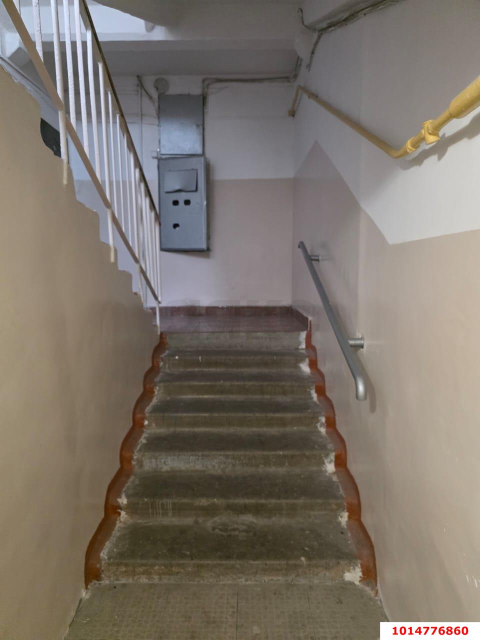 Фото №10: 3-комнатная квартира 50 м² - Краснодар, Прикубанский внутригородской округ, мкр. Славянский, ул. Красных Партизан, 159