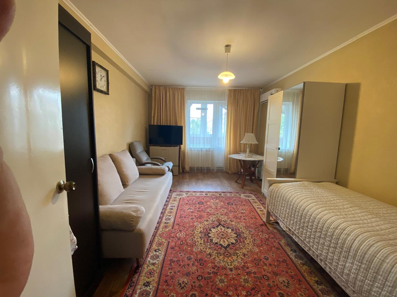 Фото №1: 1-комнатная квартира 45 м² - Краснодар, Прикубанский внутригородской округ, мкр. Славянский, ул. Красных Партизан, 107