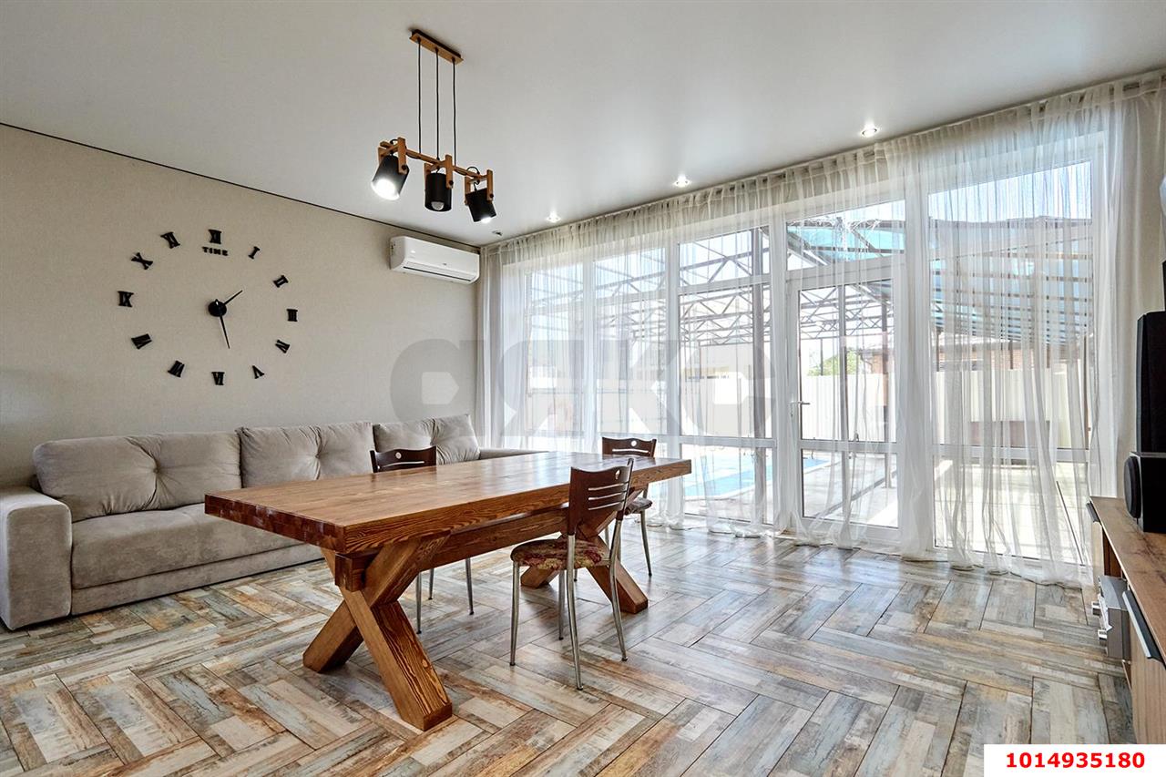 Фото №1: Дом 260 м² + 6 сот. - Краснодар, ДНТ Знаменский, ул. Дальняя