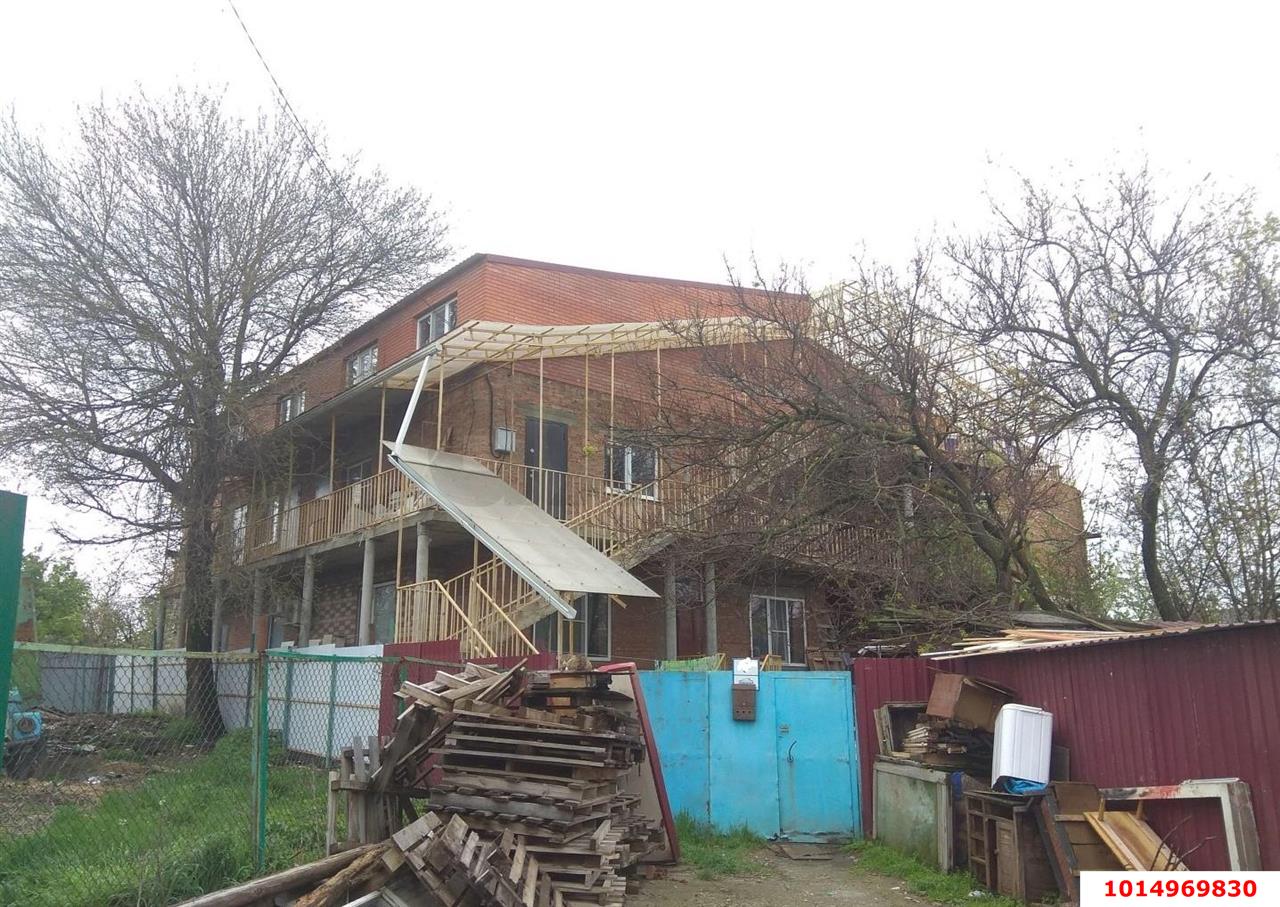 Фото №1: Дом 650 м² + 8 сот. - Краснодар, Сельскохозяйственный Институт, мкр. Западный внутригородской округ, пер. Обозный, 20