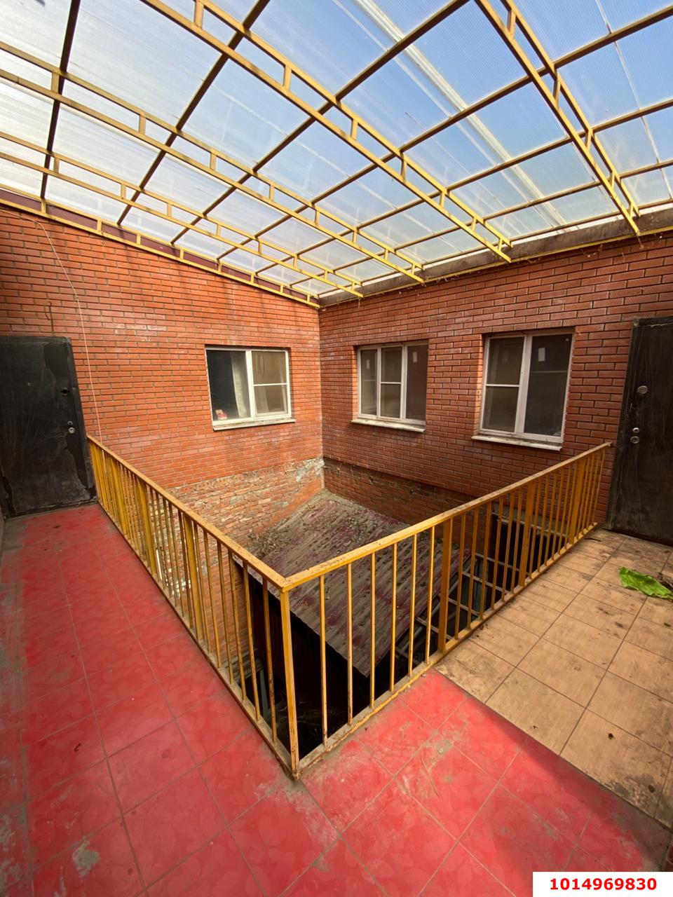 Фото №8: Дом 650 м² + 8 сот. - Краснодар, Сельскохозяйственный Институт, мкр. Западный внутригородской округ, пер. Обозный, 20