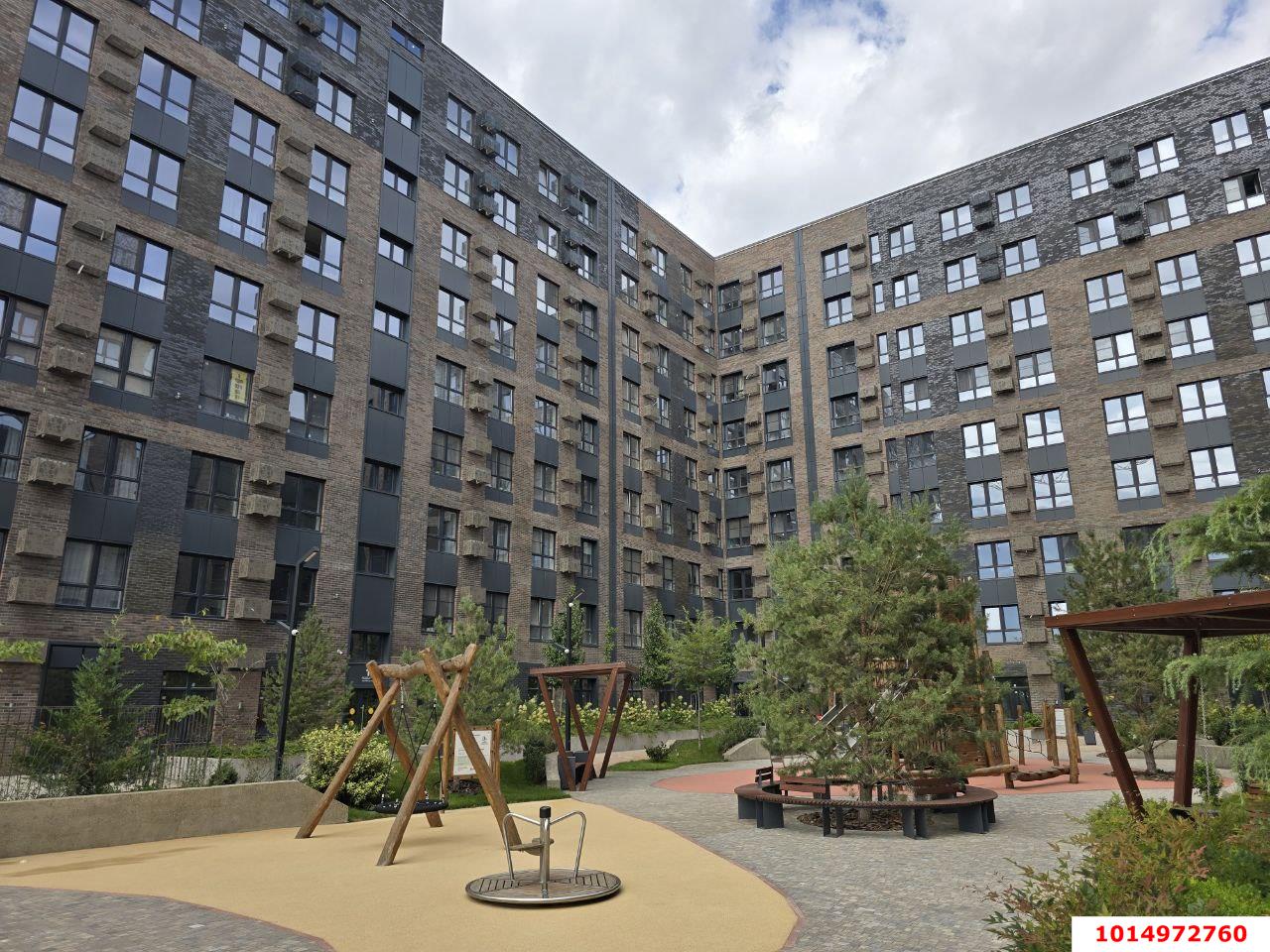 Фото №2: Торговое помещение 54 м² - Краснодар, жилой комплекс Зелёная Территория, ул. имени Генерала Брусилова, 5