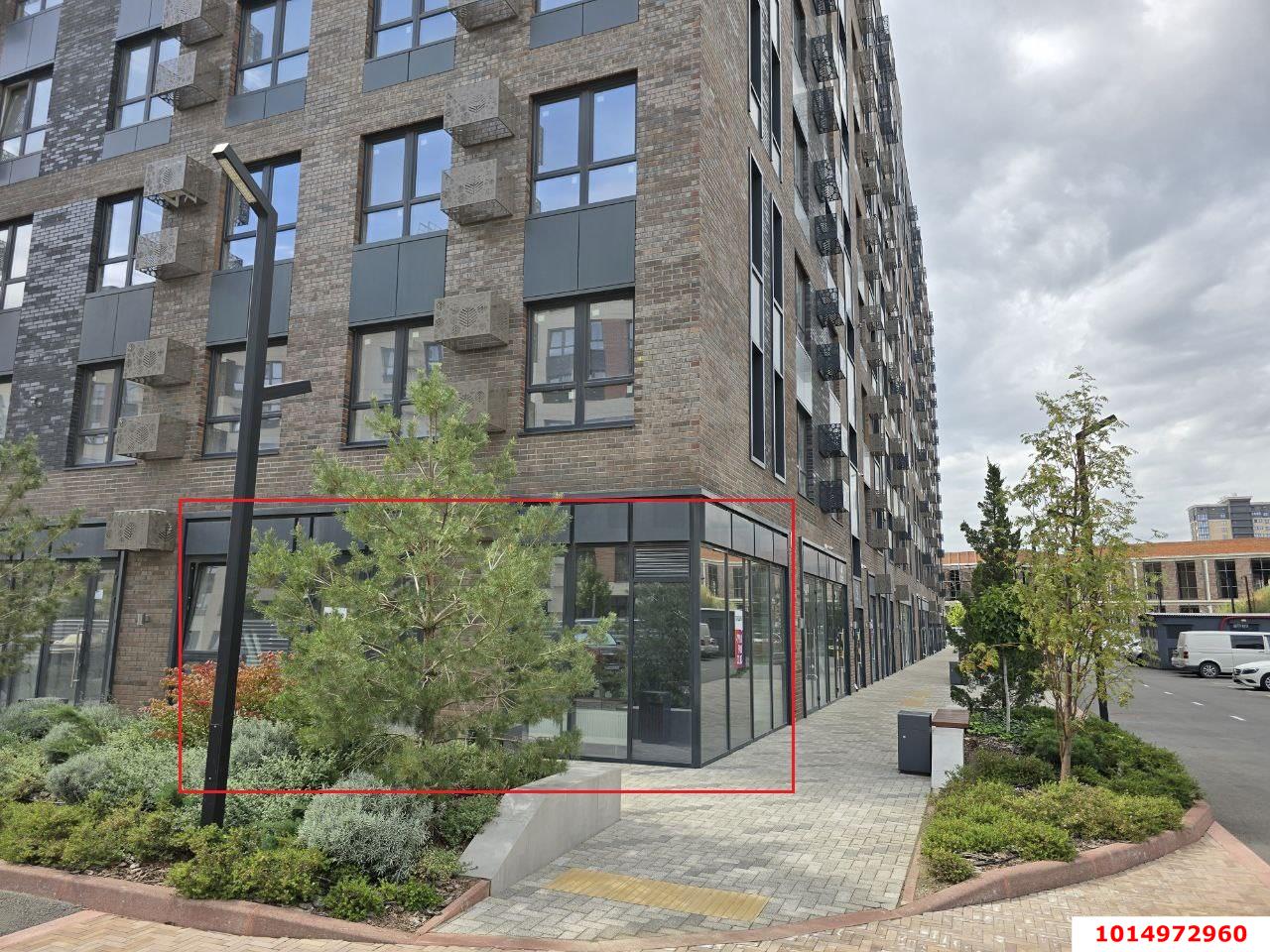 Фото №4: Торговое помещение 54 м² - Краснодар, жилой комплекс Зелёная Территория, ул. имени Генерала Брусилова, 5
