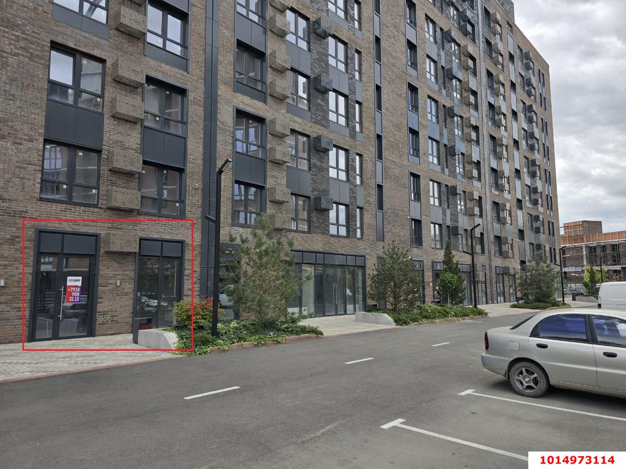 Фото №2: Торговое помещение 40 м² - Краснодар, жилой комплекс Зелёная Территория, ул. имени Генерала Брусилова, 5