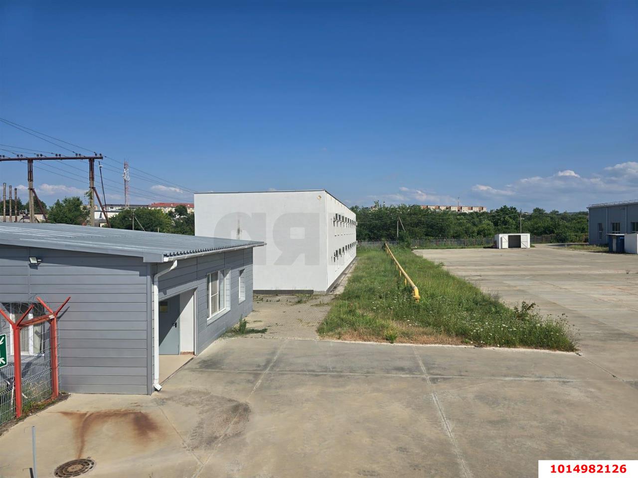 Фото №3: Коммерция 11750 м² - Северская, ул. Первомайская, 93