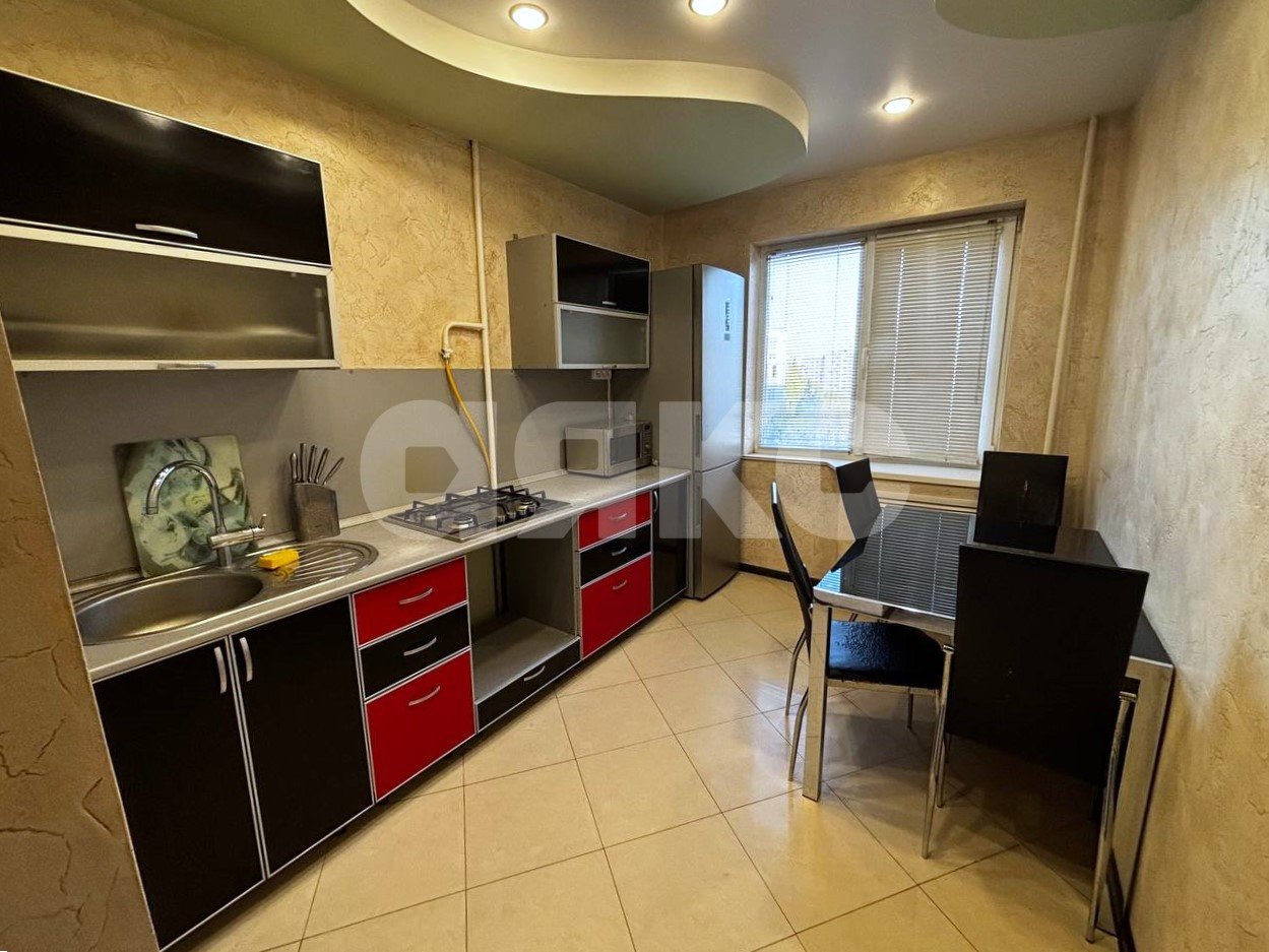 Фото №1: 2-комнатная квартира 52 м² - Волгоград, Семь Ветров, ул. 8-й Воздушной Армии, 41