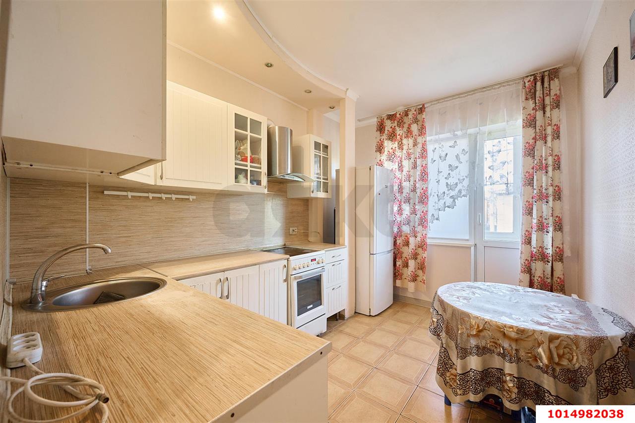 Фото №1: 2-комнатная квартира 48 м² - Краснодар, Сады Калинина, ул. Троицкая, 34