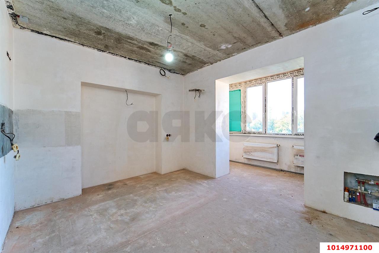 Фото №14: 3-комнатная квартира 180 м² - Краснодар, Центральный внутригородской округ, мкр. Дубинка, ул. КИМ, 141