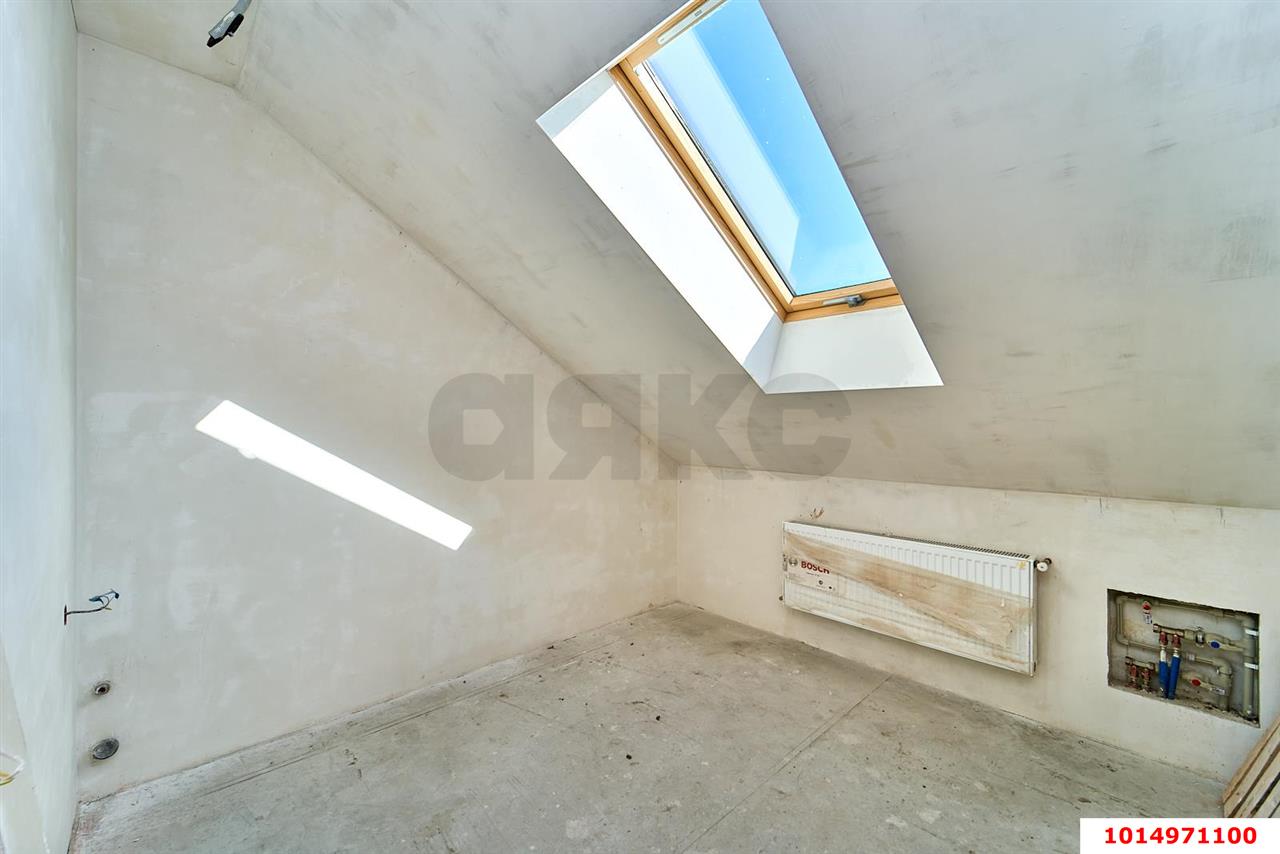 Фото №11: 3-комнатная квартира 180 м² - Краснодар, Центральный внутригородской округ, мкр. Дубинка, ул. КИМ, 141