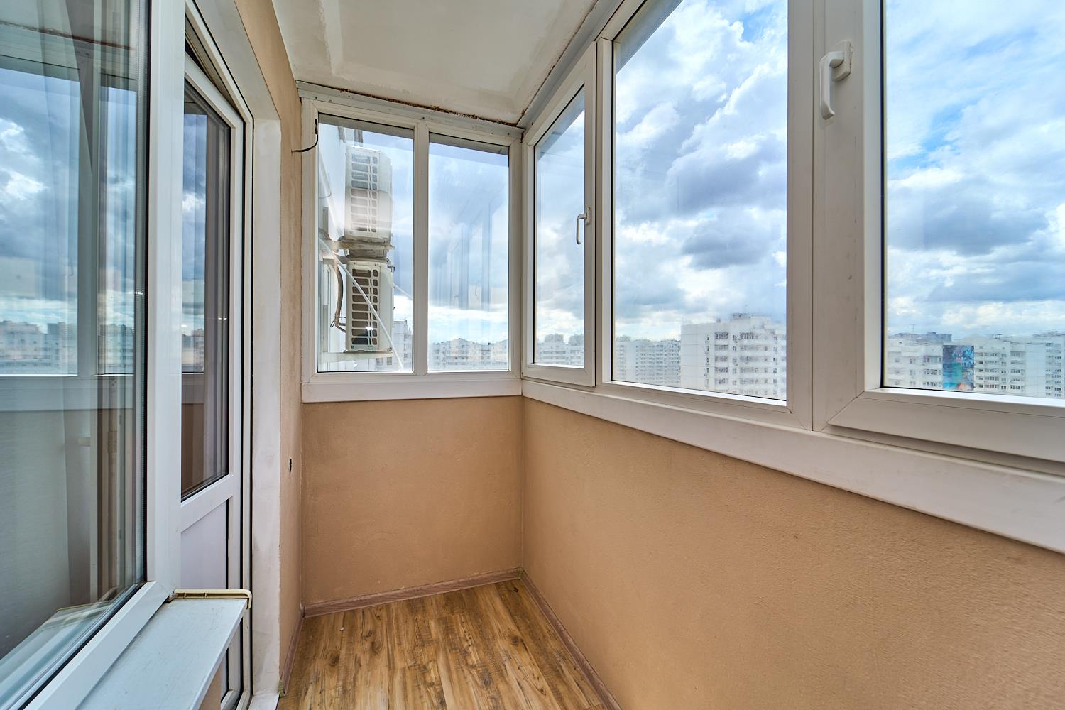 Фото №6: 2-комнатная квартира 60 м² - Краснодар, Прикубанский внутригородской округ, мкр. Московский, ул. им. Артюшкова В.Д., 23