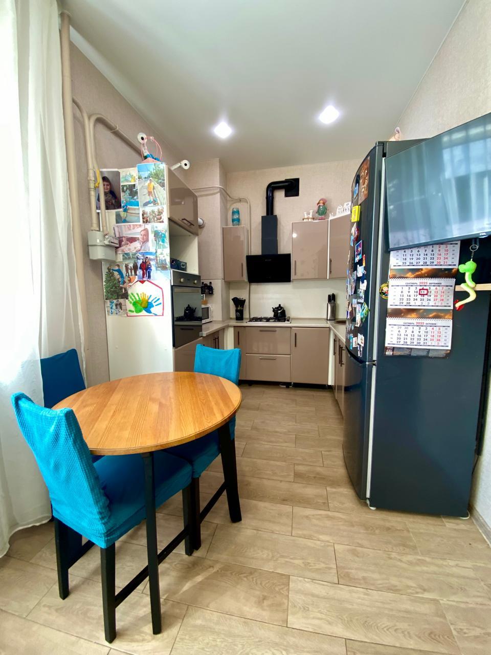 Фото №1: 1-комнатная квартира 42 м² - Краснодар, Прикубанский внутригородской округ, мкр. Восточно-Кругликовский, ул. Черкасская, 123