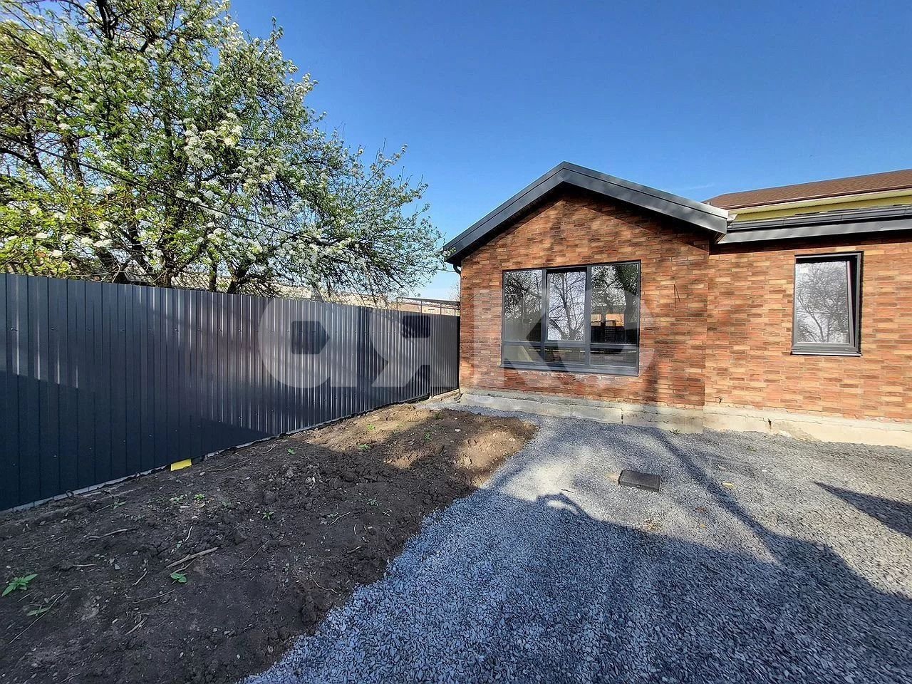 Фото №2: Дом 103 м² + 3.3 сот. - Батайск, ул. Ленина, 155/38